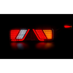 Fristom FT-700: Zadní LED světlo s trojúhelníkem a tykadlem (24V, CANBUS, AMP/Superseal)